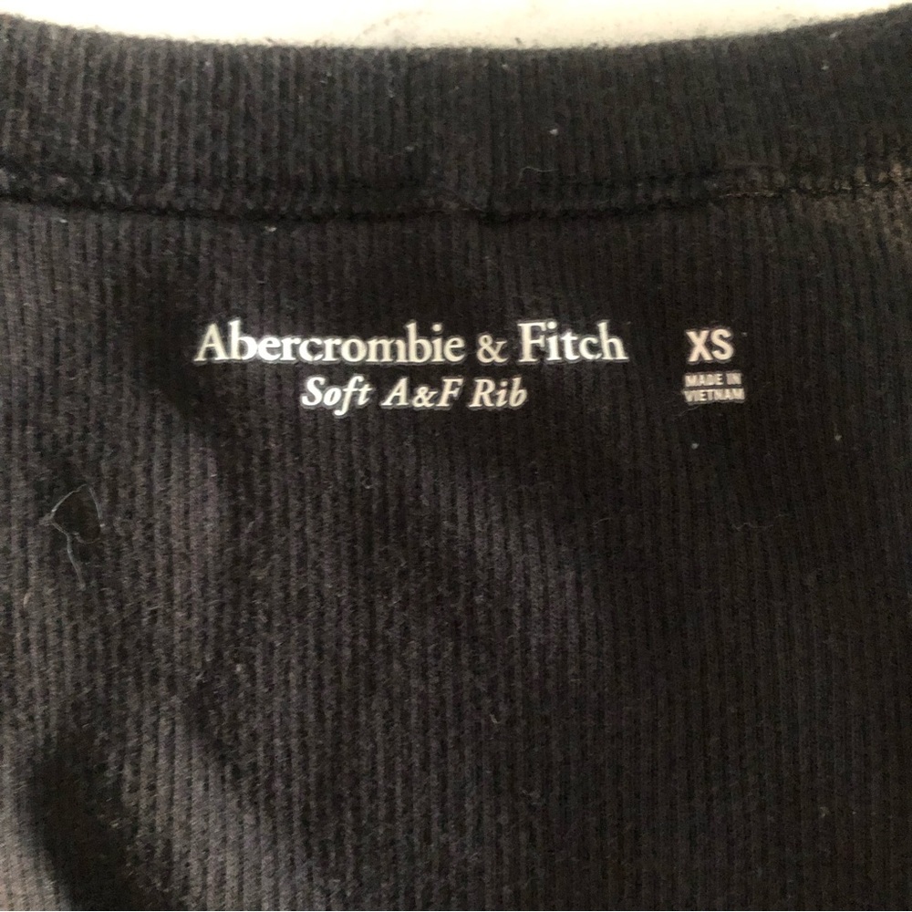A&F Ribbed Button up Racerback Crop Tank Top - Picture 3 of 4